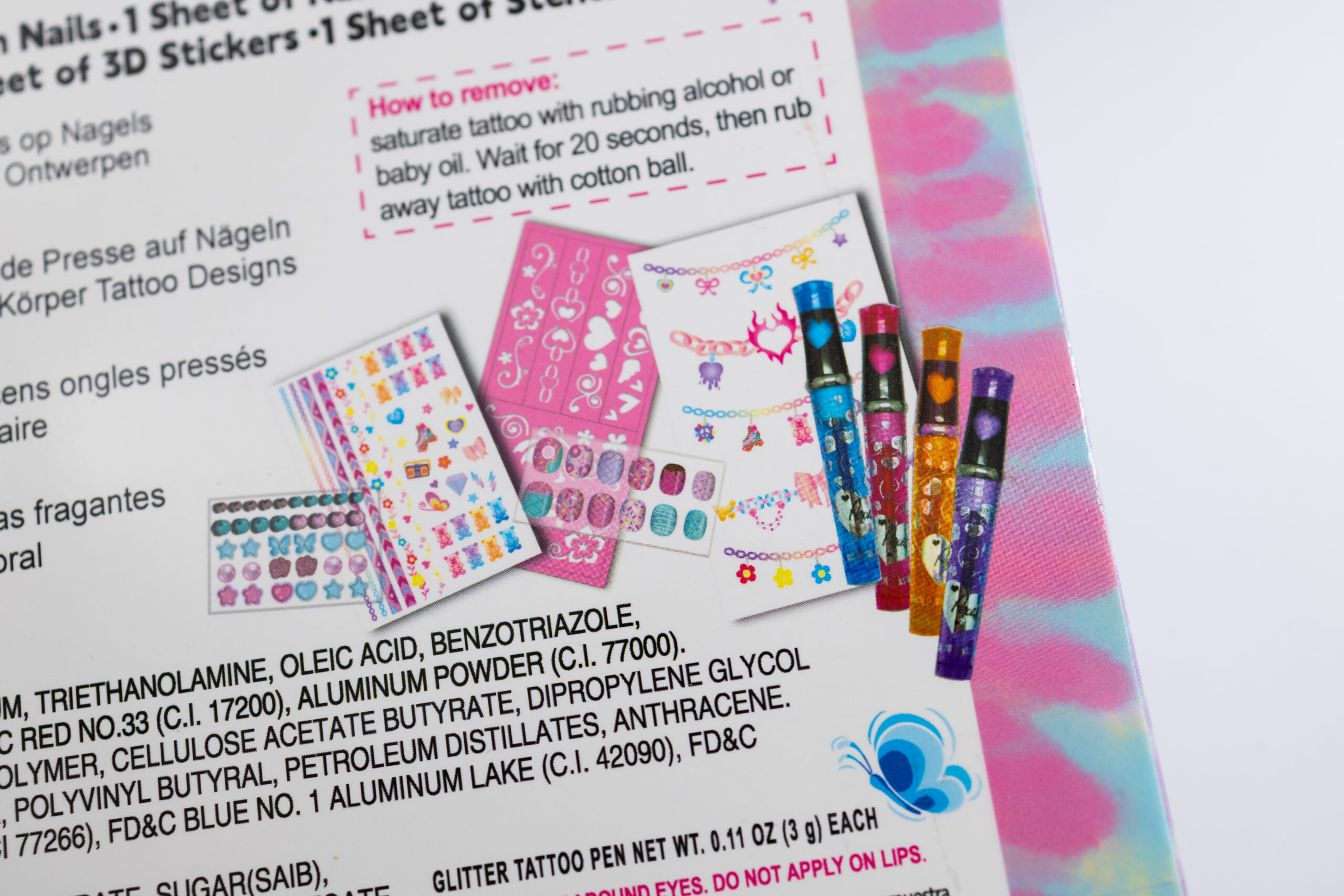 Tattoo set voor kinderen met tattoosheets, stiften en accessoires
