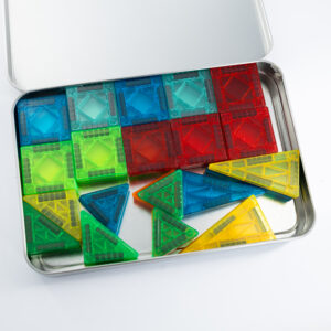 Compacte magnetische tegels in transparante opbergdoos